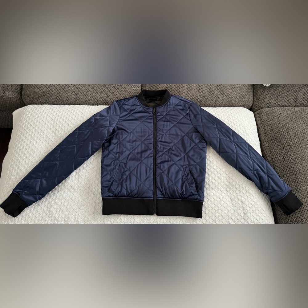 BLANC NOIR Reversible Quilted Bomber Jacket in Camo / Navy XS Black Olive Green - Picture 12 of 16